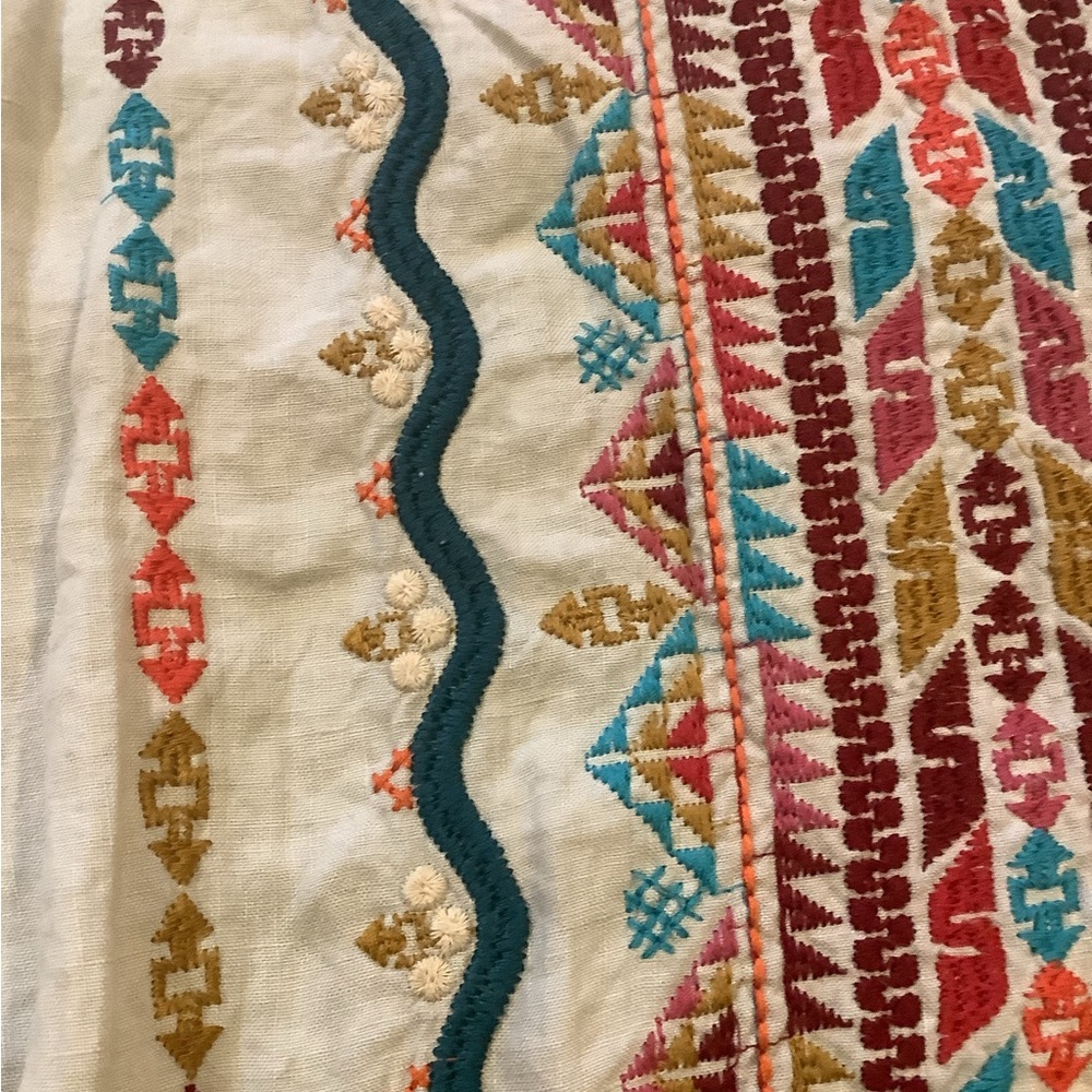 Johnny Was Short Sleeve Linen Tunic with Colorful Embroidery, Size XXL. - Picture 8 of 15